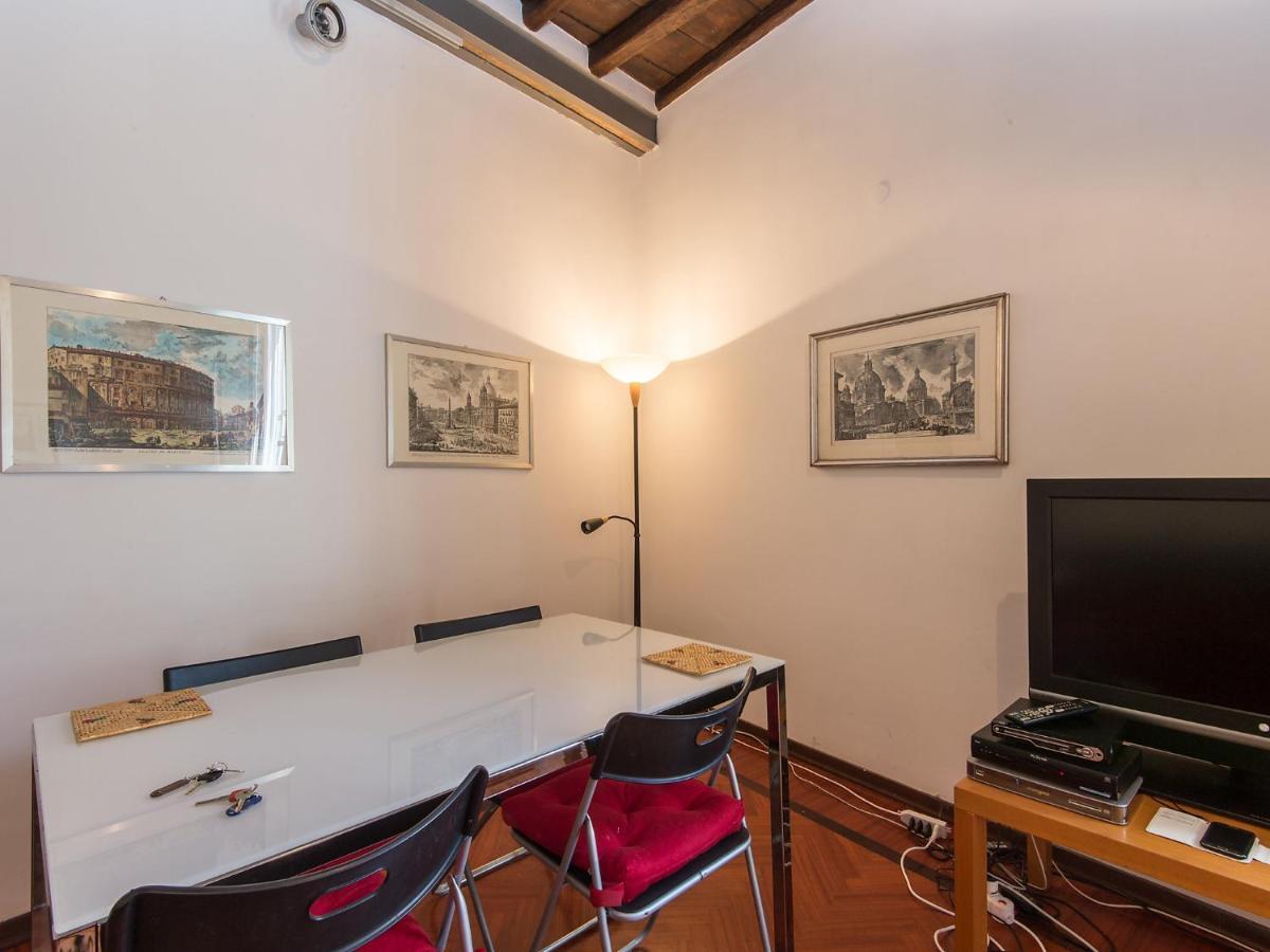 Piazza Navona Charming By Interhome * Rom