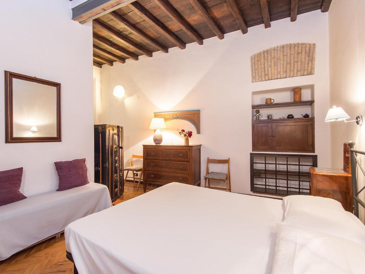 Apartment Piazza Navona Charming By Interhome